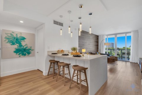 Купить кондоминиум в Халландейл-Бич, Флорида 2 спальни, 95.5м2, № 1985124 - фото 11