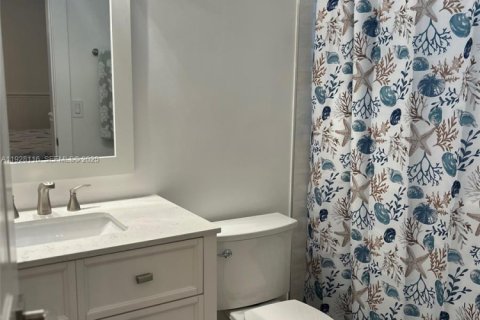 House in Key Largo, Florida 2 bedrooms, 99.22 sq.m. № 1988280 - photo 19