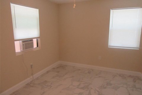 Studio in Madeira Beach, Florida № 1808763 - photo 29
