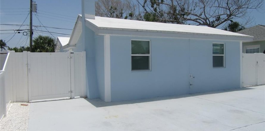 Estudio en Madeira Beach, Florida № 1808763