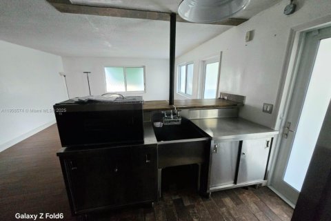 Copropriété à louer à Hollywood, Floride: 2 chambres, 80.82 m2 № 1964335 - photo 5