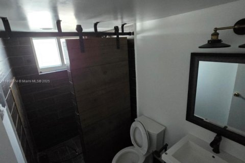 Copropriété à louer à Hollywood, Floride: 2 chambres, 80.82 m2 № 1964335 - photo 13