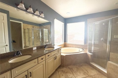 Casa en alquiler en Tampa, Florida, 5 dormitorios, 281.49 m2 № 1774820 - foto 20