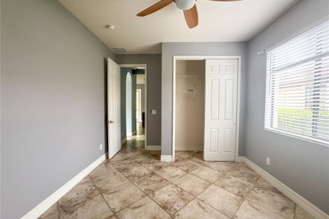 Casa en alquiler en Tampa, Florida, 5 dormitorios, 281.49 m2 № 1774820 - foto 16