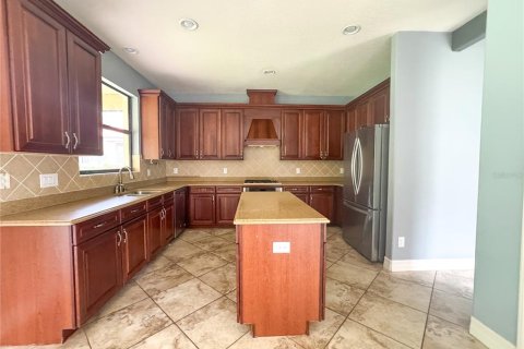 Casa en alquiler en Tampa, Florida, 5 dormitorios, 281.49 m2 № 1774820 - foto 10