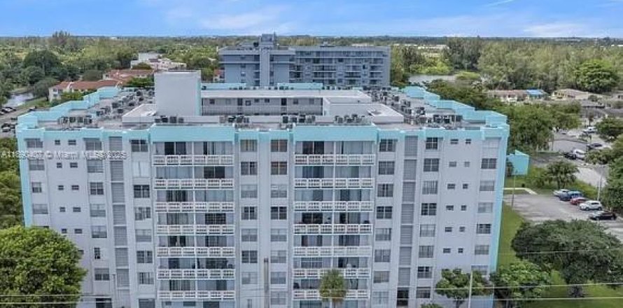 Condo in Miami, Florida, 1 bedroom  № 1946930