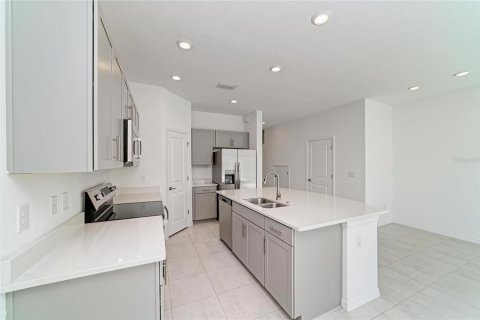 Townhouse in Nokomis, Florida 3 bedrooms, 130.71 sq.m. № 2386108 - photo 17