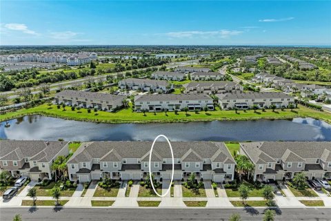Townhouse in Nokomis, Florida 3 bedrooms, 130.71 sq.m. № 2386108