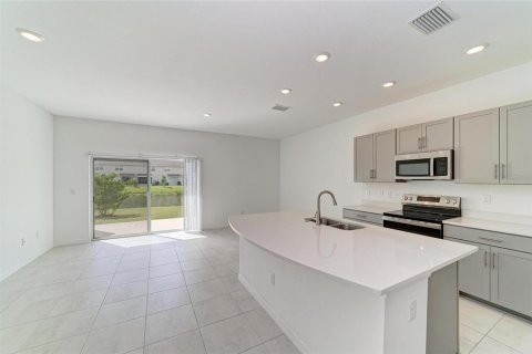 Townhouse in Nokomis, Florida 3 bedrooms, 130.71 sq.m. № 2386108 - photo 13