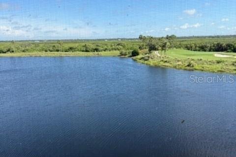 Condominio en alquiler en Bradenton, Florida, 2 dormitorios, 107.4 m2 № 212883 - foto 17