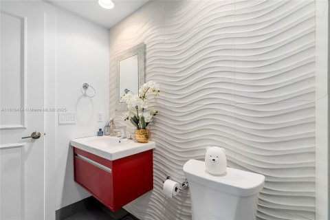 Condo in Hallandale Beach, Florida, 3 bedrooms  № 1770832 - photo 26