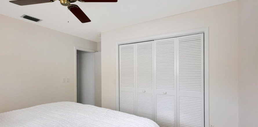 House in Juno Beach, Florida 3 bedrooms, 149.67 sq.m. № 1171024