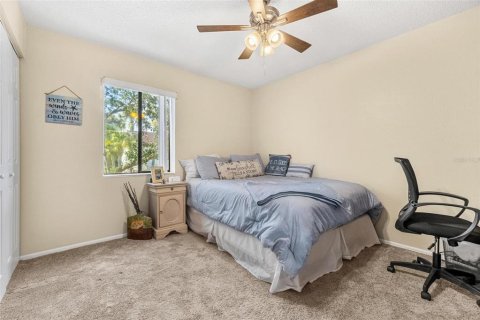 Condo in Saint Petersburg, Florida, 2 bedrooms  № 1871222 - photo 29