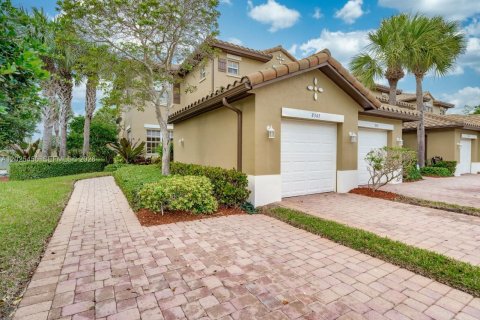 Townhouse in Parkland, Florida 3 bedrooms, 130.16 sq.m. № 2083616 - photo 11