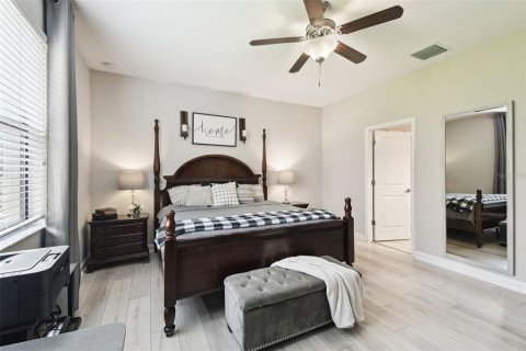 House in Land O' Lakes, Florida 3 bedrooms, 181.16 sq.m. № 1598508 - photo 15