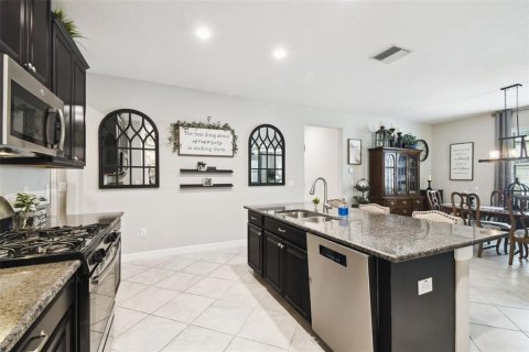 House in Land O' Lakes, Florida 3 bedrooms, 181.16 sq.m. № 1598508 - photo 26