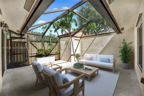 Condo in Coconut Creek, Florida, 2 bedrooms  № 2044430 - photo 6