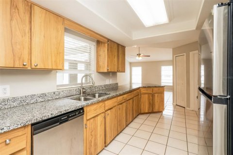 Купить виллу или дом в Делтона, Флорида 8 комнат, 149.39м2, № 2275769 - фото 9