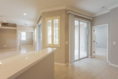 Casa en alquiler en Lakewood Ranch, Florida, 3 dormitorios, 192.59 m2 № 1880496 - foto 3