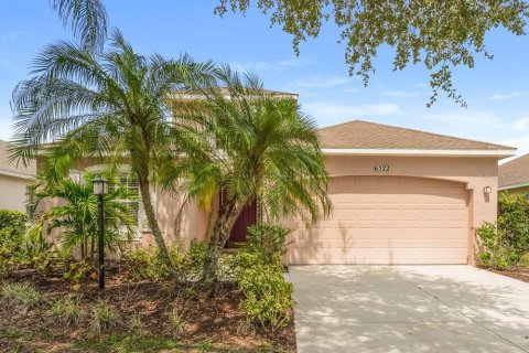 Casa en alquiler en Lakewood Ranch, Florida, 3 dormitorios, 192.59 m2 № 1880496 - foto 1