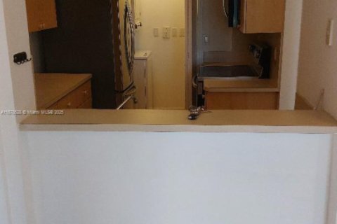 Купить кондоминиум в Дорал, Флорида 2 спальни, 103.59м2, № 1929377 - фото 4