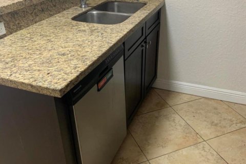 Appartement à louer à West Palm Beach, Floride: 3 chambres, 120.77 m2 № 2077372 - photo 4