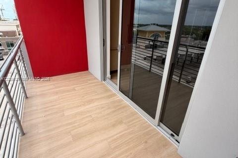Condo in Miami, Florida  № 2172614 - photo 12