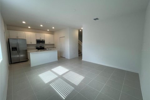 Townhouse in TOHOQUA in Kissimmee, Florida 3 bedrooms, 163.04 sq.m. № 1909385 - photo 10