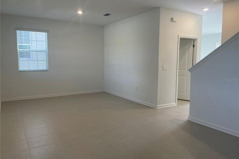 Townhouse in TOHOQUA in Kissimmee, Florida 3 bedrooms, 163.04 sq.m. № 1909385 - photo 3
