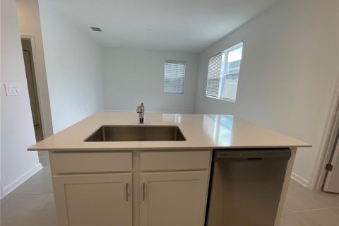 Townhouse in TOHOQUA in Kissimmee, Florida 3 bedrooms, 163.04 sq.m. № 1909385 - photo 19
