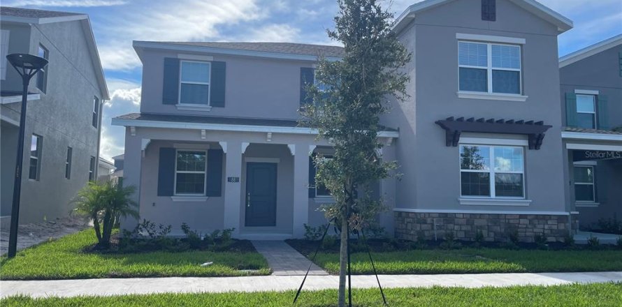 Adosado en TOHOQUA en Kissimmee, Florida 3 dormitorios, 163.04 m2 № 1909385
