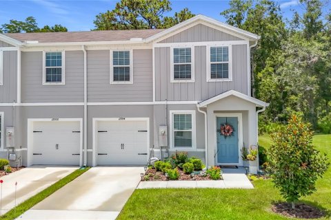 Townhouse in New Port Richey, Florida 3 bedrooms, 151.62 sq.m. № 2206782