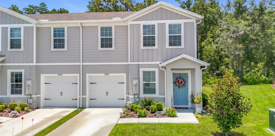 Townhouse in New Port Richey, Florida 3 bedrooms, 151.62 sq.m. № 2206782