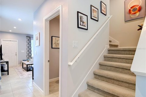Townhouse in New Port Richey, Florida 3 bedrooms, 151.62 sq.m. № 2206782 - photo 14