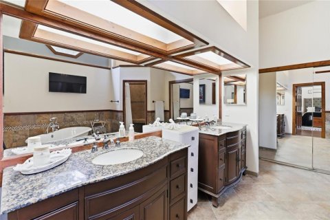 Casa en venta en Winter Springs, Florida, 4 dormitorios, 414.72 m2 № 2157764 - foto 15