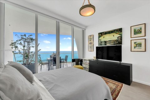 Condominio en venta en Sunny Isles Beach, Florida, 3 dormitorios, 245.54 m2 № 2000457 - foto 23