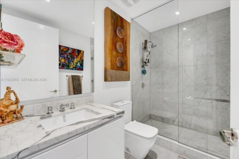 Condominio en venta en Sunny Isles Beach, Florida, 3 dormitorios, 245.54 m2 № 2000457 - foto 28