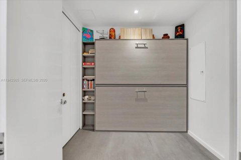 Condominio en venta en Sunny Isles Beach, Florida, 3 dormitorios, 245.54 m2 № 2000457 - foto 29