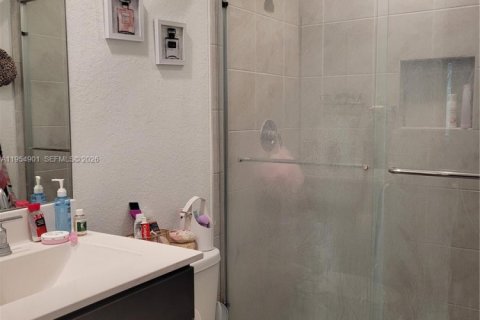 Touwnhouse à louer à Homestead, Floride: 4 chambres, 127.65 m2 № 2010151 - photo 19