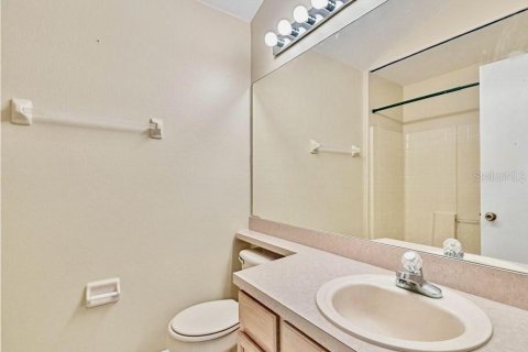 Condominio en alquiler en Orlando, Florida, 3 dormitorios, 130.06 m2 № 1817388 - foto 16