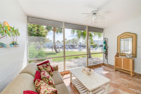 Copropriété à louer à Saint Pete Beach, Floride: 1 chambre, 74.79 m2 № 2413966 - photo 15