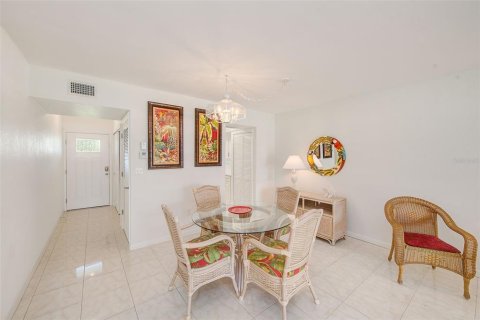 Copropriété à louer à Saint Pete Beach, Floride: 1 chambre, 74.79 m2 № 2413966 - photo 6