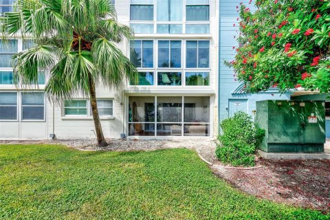 Copropriété à louer à Saint Pete Beach, Floride: 1 chambre, 74.79 m2 № 2413966 - photo 25