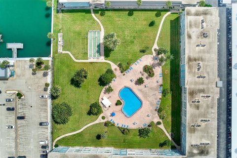 Copropriété à louer à Saint Pete Beach, Floride: 1 chambre, 74.79 m2 № 2413966 - photo 28