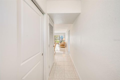Copropriété à louer à Saint Pete Beach, Floride: 1 chambre, 74.79 m2 № 2413966 - photo 22