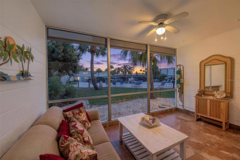 Condo à Saint Pete Beach, Floride, 1 chambre  № 2413966