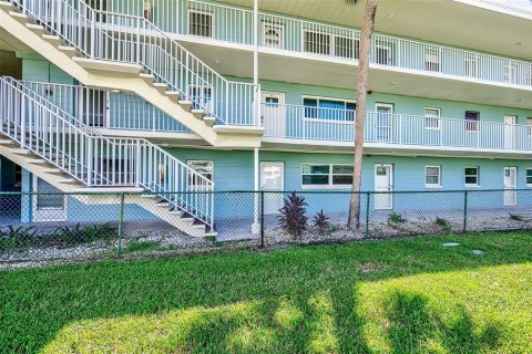 Copropriété à louer à Saint Pete Beach, Floride: 1 chambre, 74.79 m2 № 2413966 - photo 24