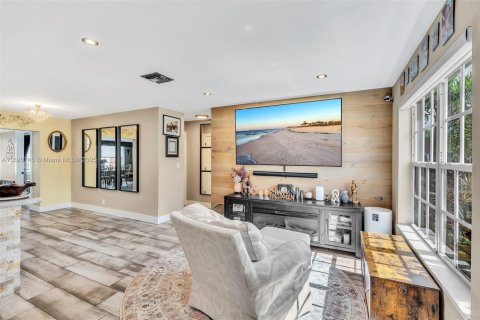 House in Margate, Florida 3 bedrooms, 140.19 sq.m. № 1954265 - photo 11