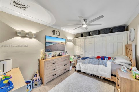 House in Margate, Florida 3 bedrooms, 140.19 sq.m. № 1954265 - photo 23