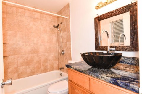 Copropriété à louer à West Palm Beach, Floride: 1 chambre, 57.23 m2 № 2275035 - photo 3